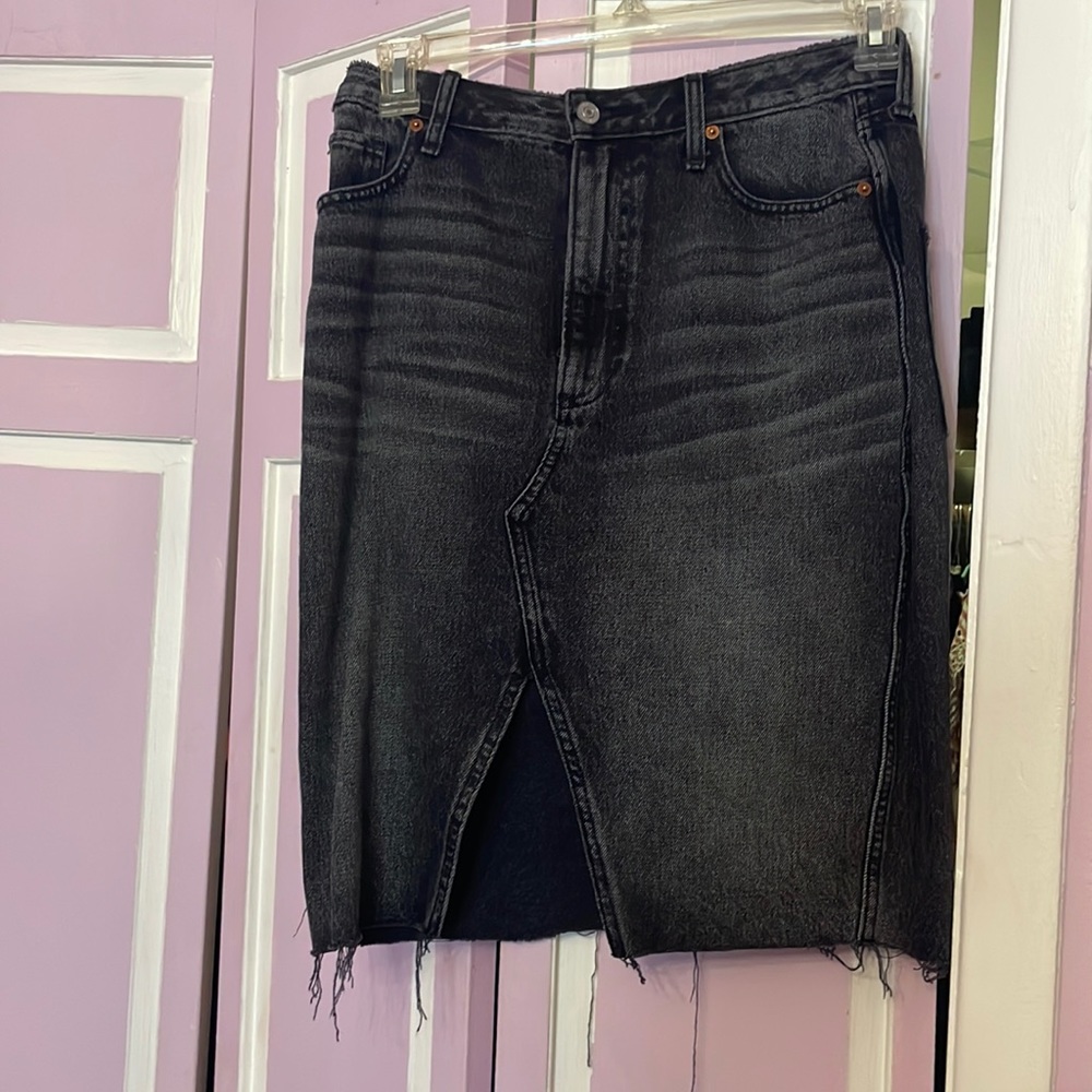 Grey denim skirt